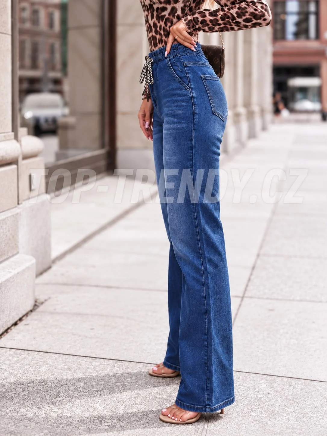 WOMEN'S STRETCH JEANS WITH ELASTIC WAIST HANA
