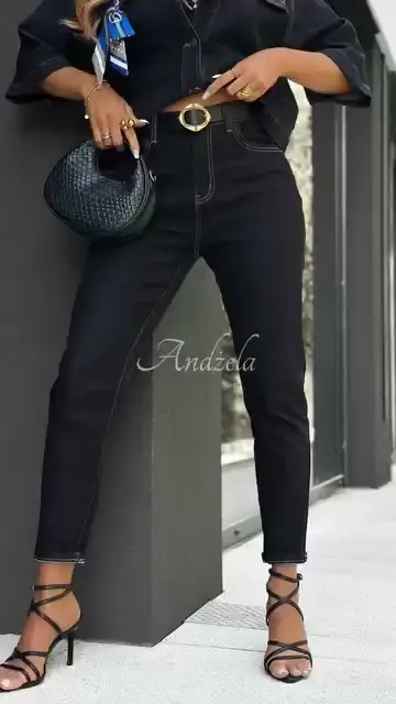 👖 TEORA – jeans, které si zamilujete! 🤍

✨ Vysoký pas
✨ Pružné a pohodlné
✨ Krás...